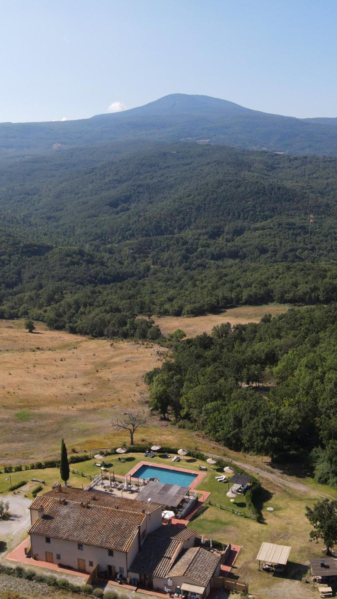 Terre Di Giorgio Agriturismo Villa La Palazzetta Castiglione dʼOrcia Exterior foto