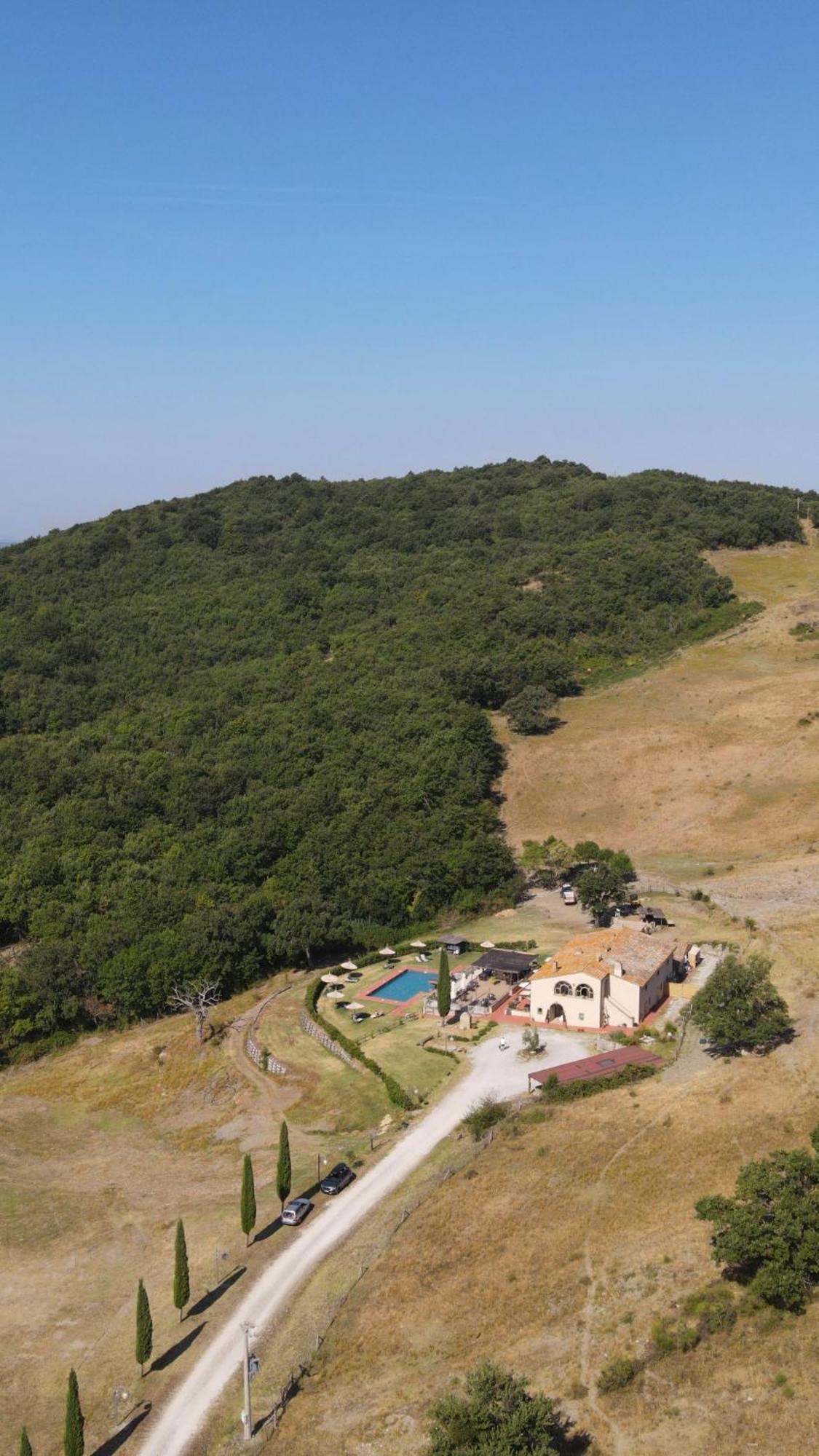 Terre Di Giorgio Agriturismo Villa La Palazzetta Castiglione dʼOrcia Exterior foto