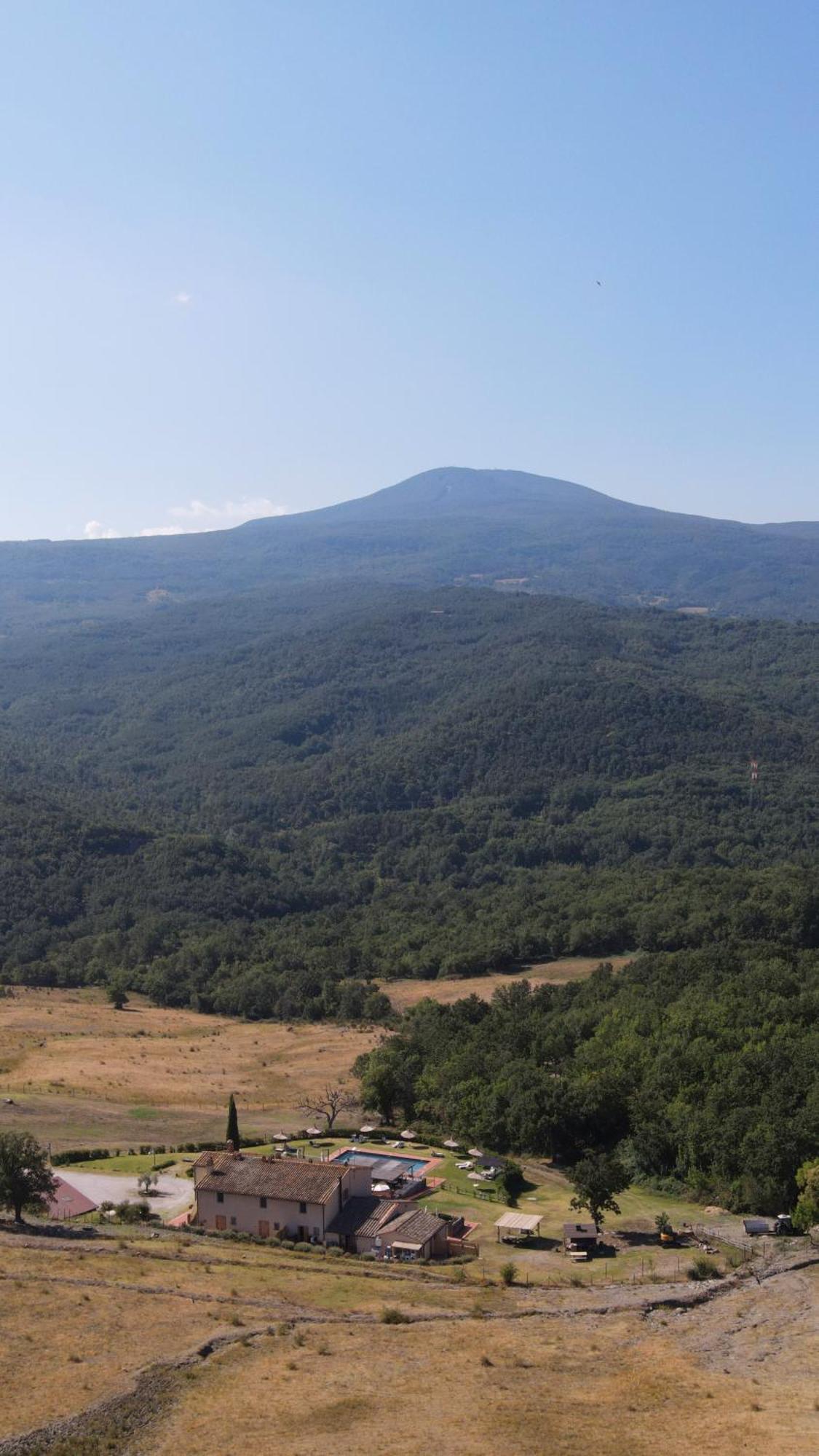 Terre Di Giorgio Agriturismo Villa La Palazzetta Castiglione dʼOrcia Exterior foto